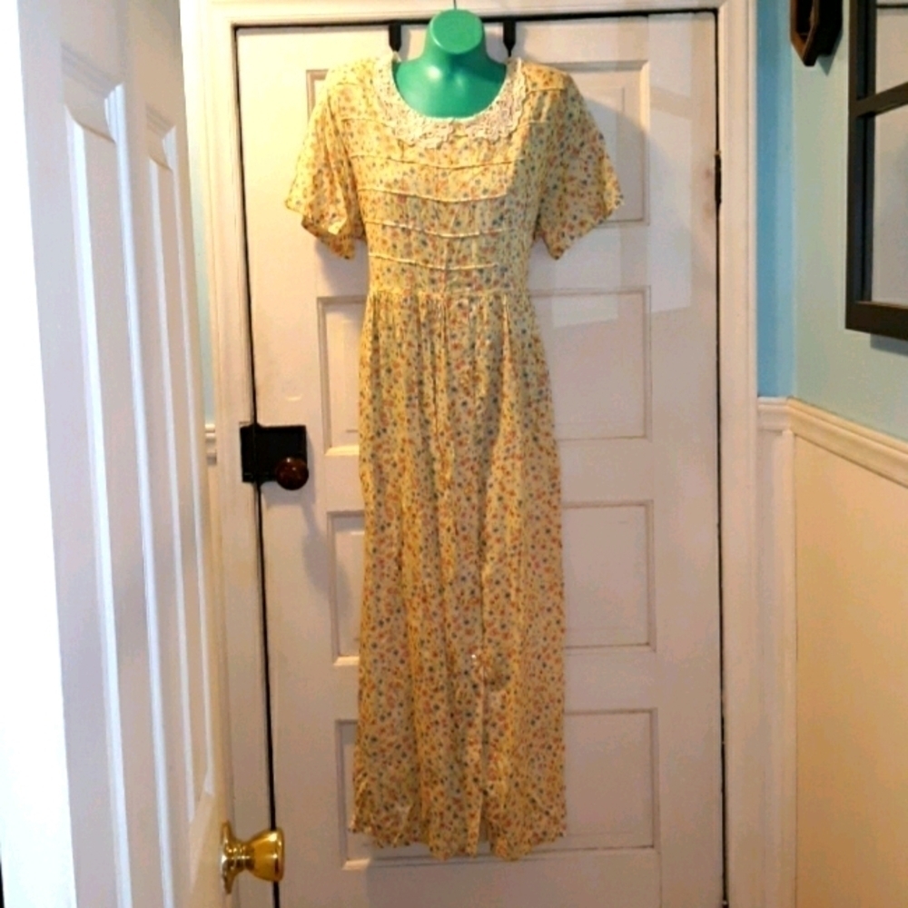 Nwt Erika maxi yellow garden vintage boho Granny Chic cottage core prairie dress